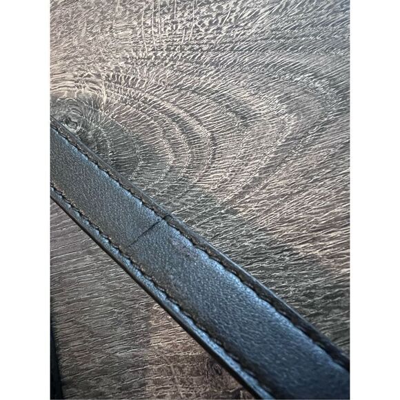 Susu turn lock closure leather backpack - Picture 7 of 9